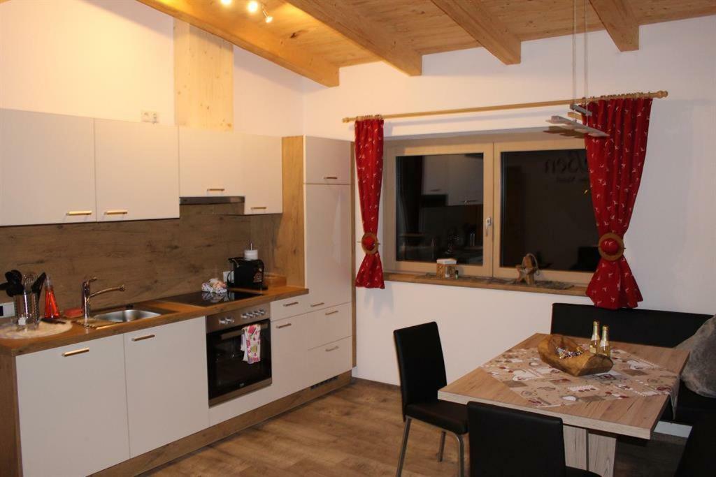 Alpinjuwel In Hippach Apartment Exterior photo